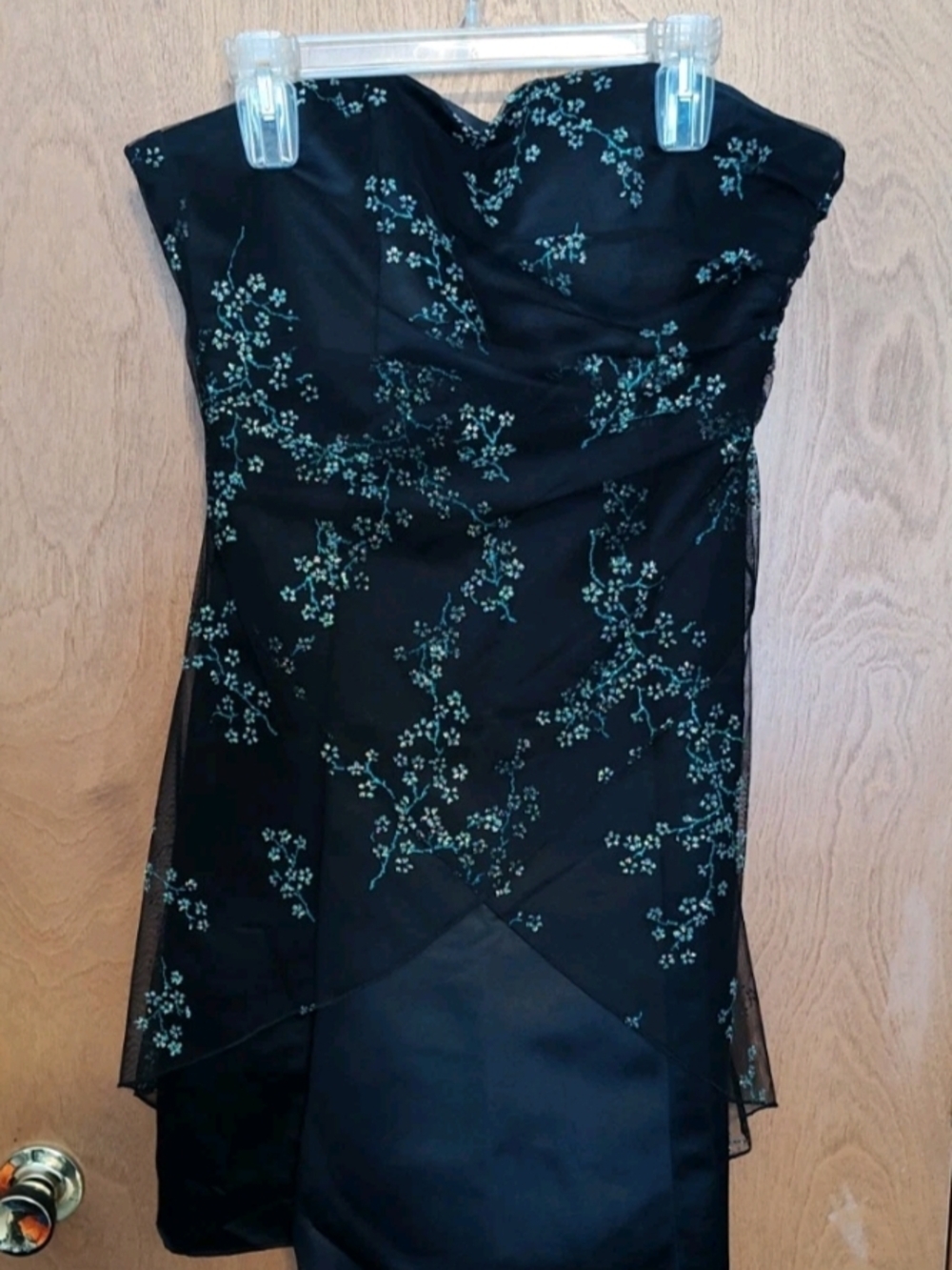 Jump Strapless Black Dress with Teal Floral Embroidery